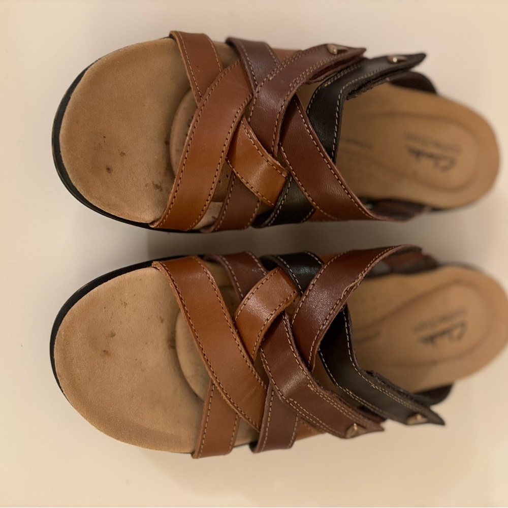 Clarks Women's Multi-Tone Leather Sandals